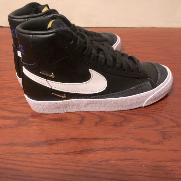 NWOT NIKE VINTAGE BLAZER 77/ TREND - Picture 7 of 7
